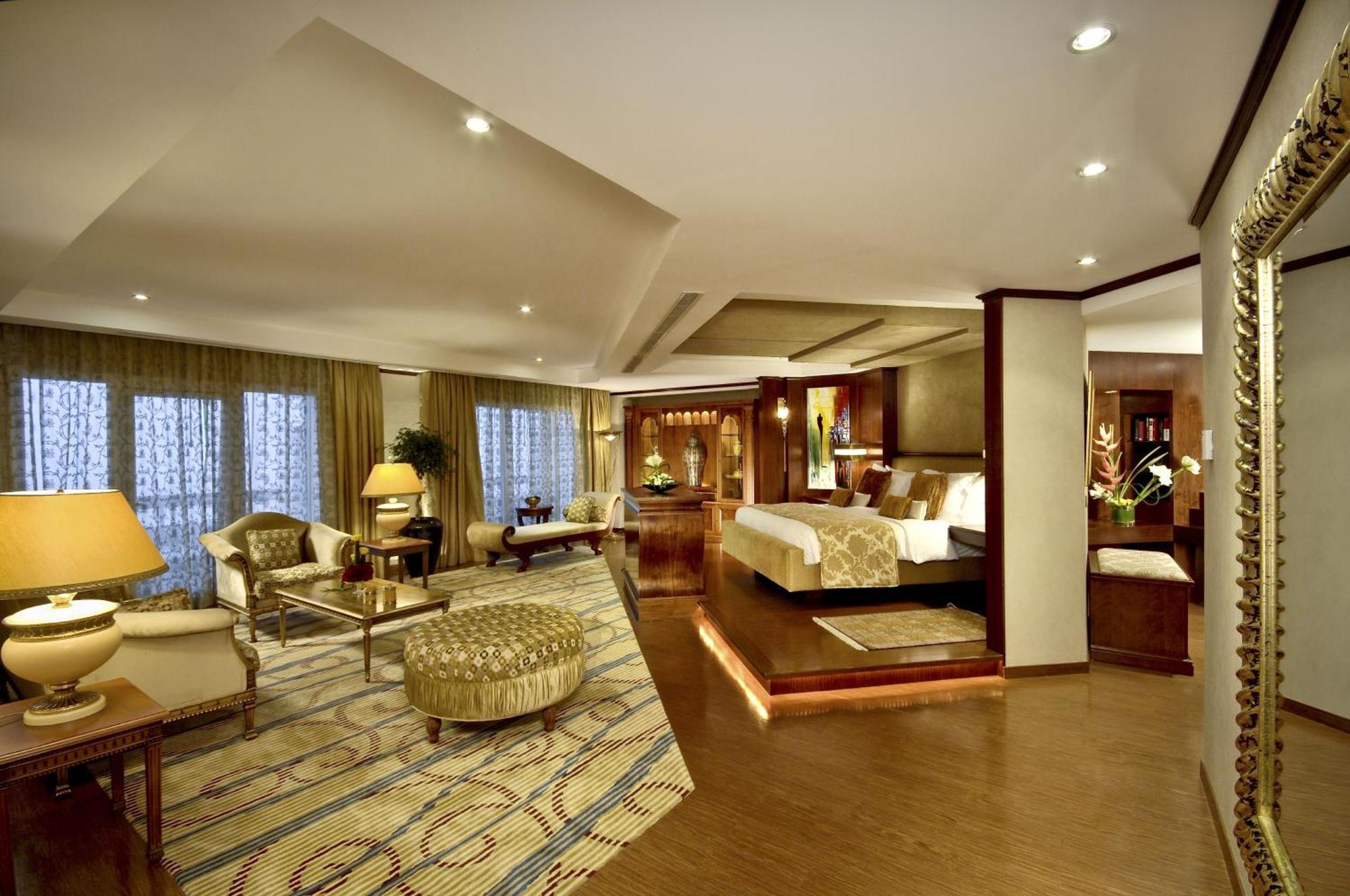 فندق عجمان المظهر الخارجي الصورة Suite at the Taj Mahal Palace, Mumbai