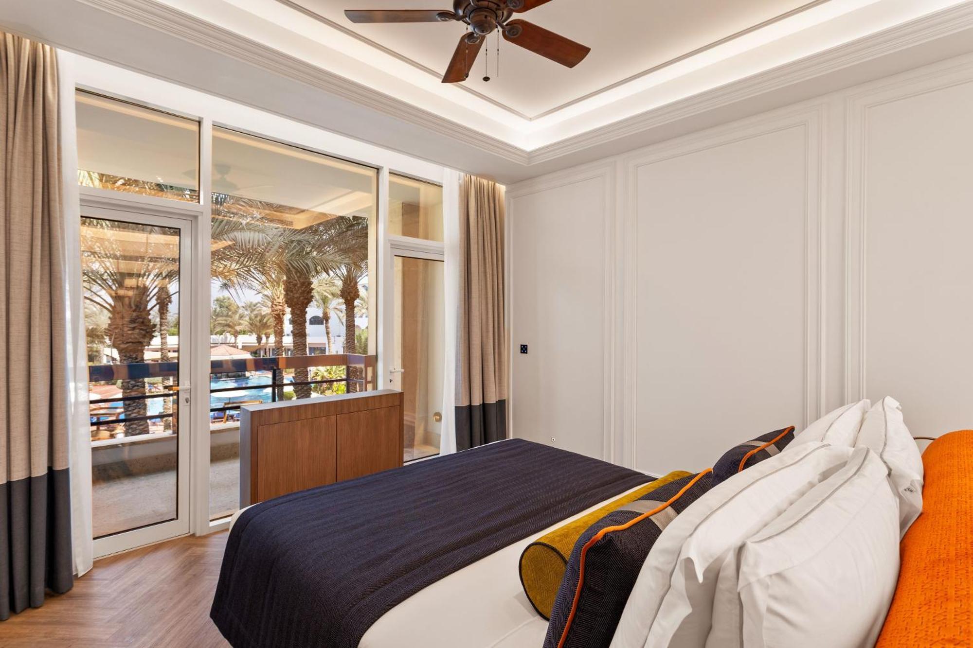 فندق عجمان المظهر الخارجي الصورة A bedroom at the hotel