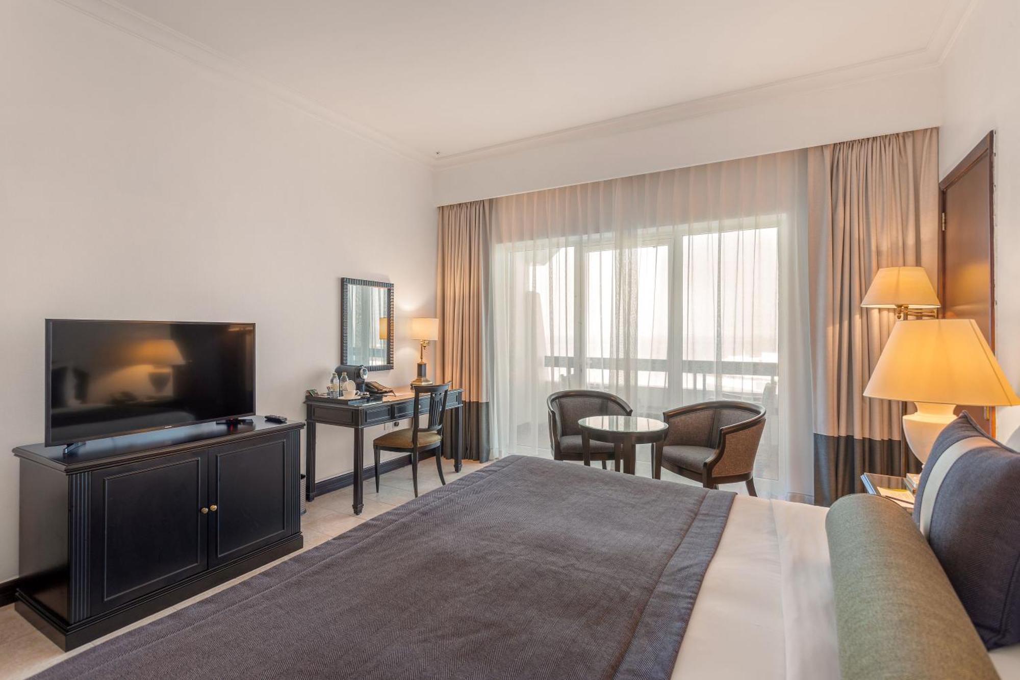 فندق عجمان المظهر الخارجي الصورة A room at the hotel